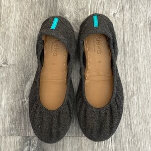 Tieks Greysrone Flats Size 6